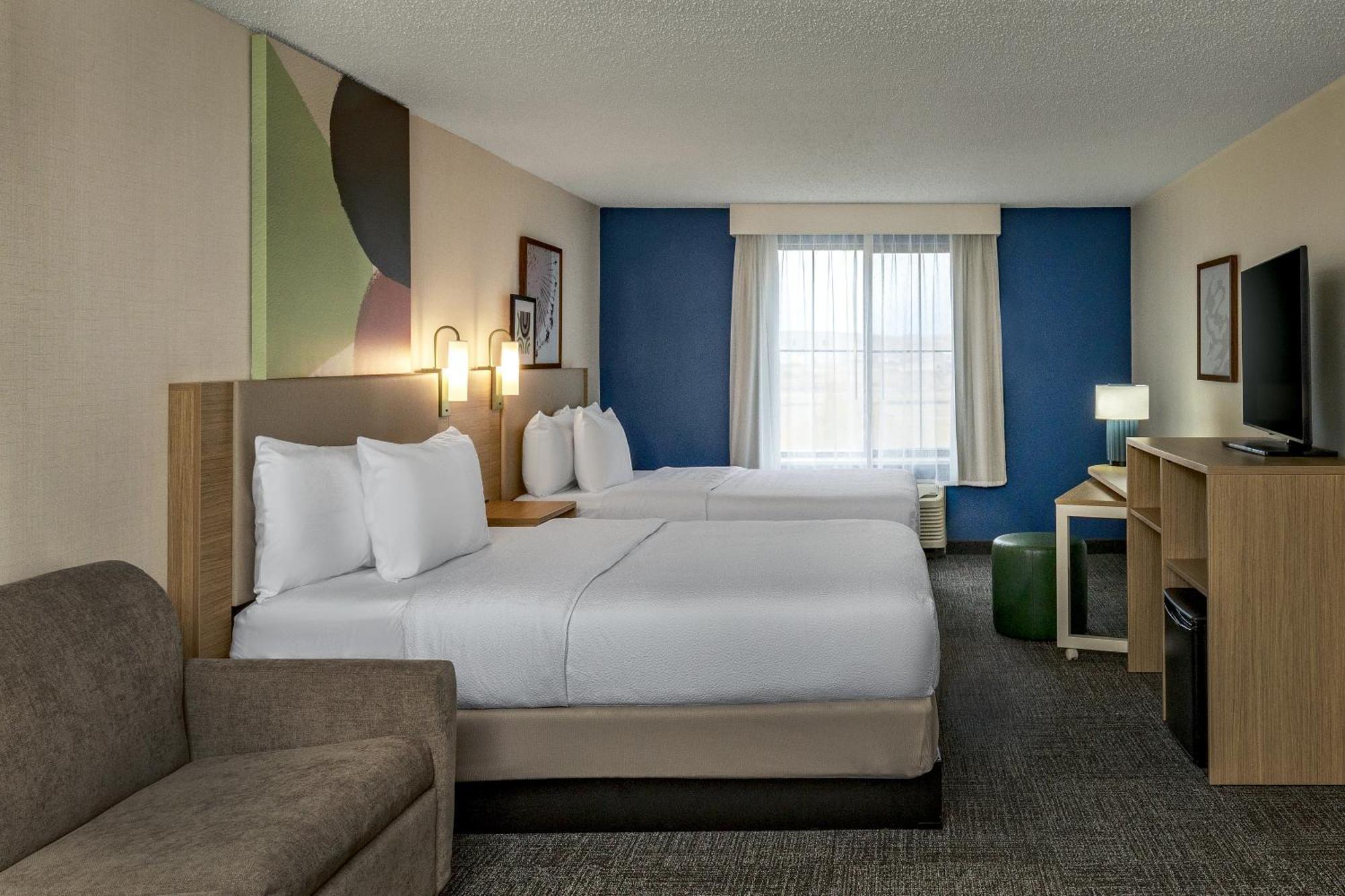 Spark By Hilton Denver International Airport Exterior foto